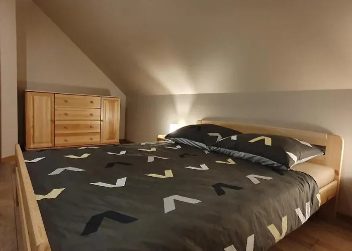 I Mierzeja * シュトゥトボ